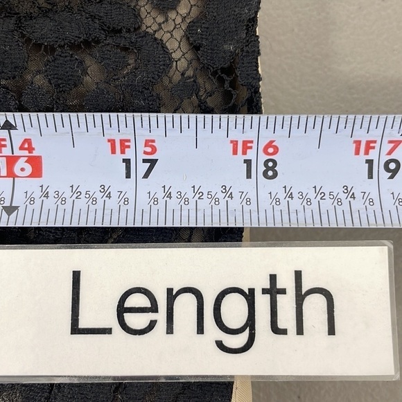 Misha Nonoo Mini Skirt Cream Black Lace Size 0 XS - Picture 10 of 13